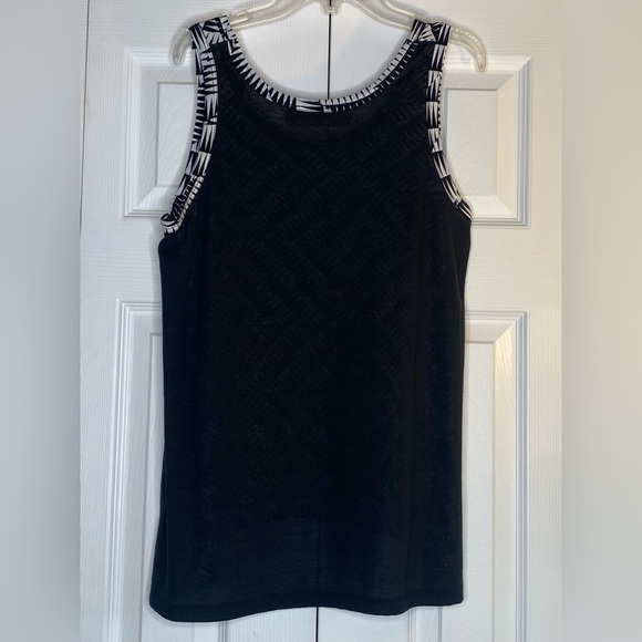 Women's Macbeth Collection by Margaret Josephs Tank Top Semi Sheer Geometric Med - Picture 2 of 4